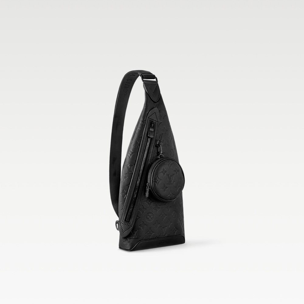 Louis Vuitton Black Belt Bag with Angular Design - Picture 5 of 10